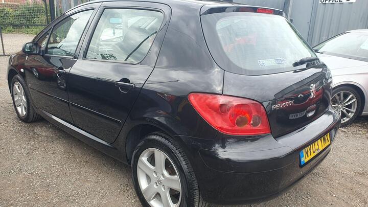 Peugeot 307 - 1.6 16v SE 5dr (a/c) - FULL SERVICE HISTORY 2 KEYS. - Image 4