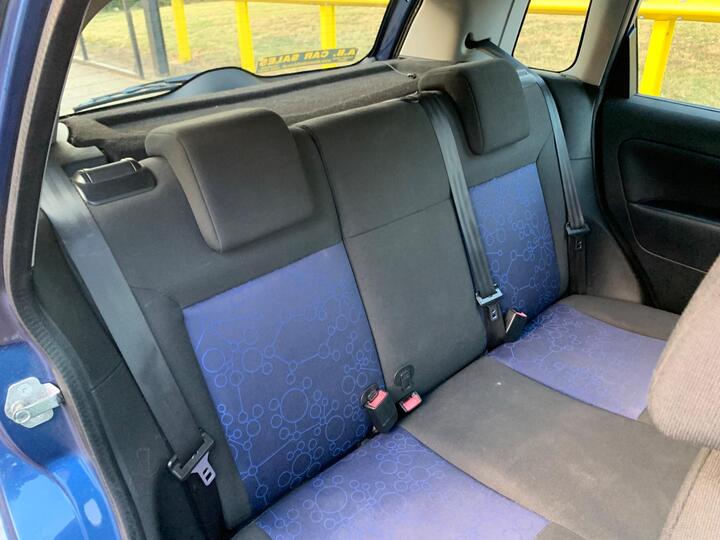 Ford Fiesta - 1.25 Zetec Blue Edition 5dr - Image 27
