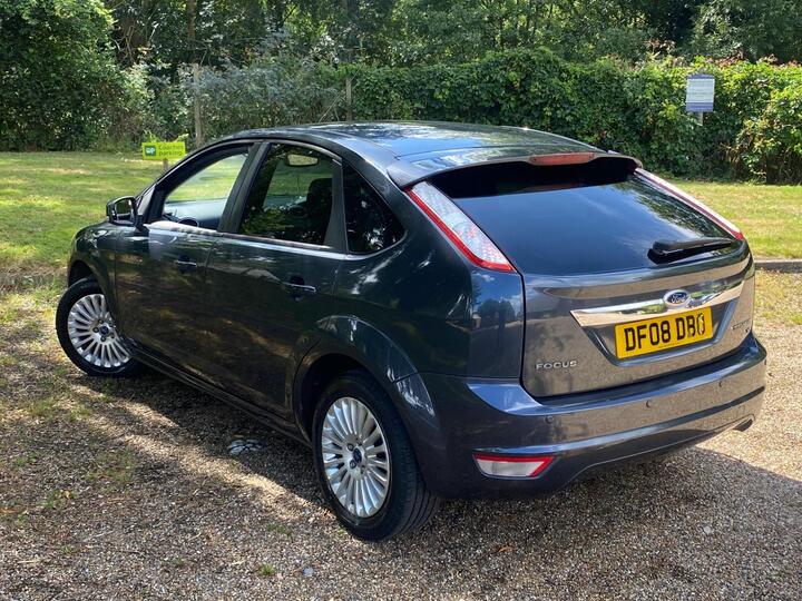 Ford Focus - 1.8 Titanium 5dr - TITANIUM SPEC/ULEZ/MANUAL - Image 24
