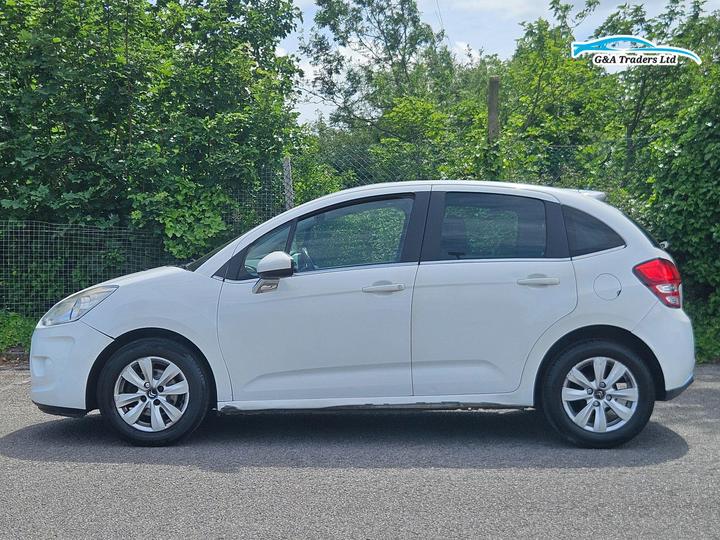 Citroen C3 - 1.4i VTR+ Euro 5 5dr - LONG MOT|JUST SERVICED|ULEZ - Image 4