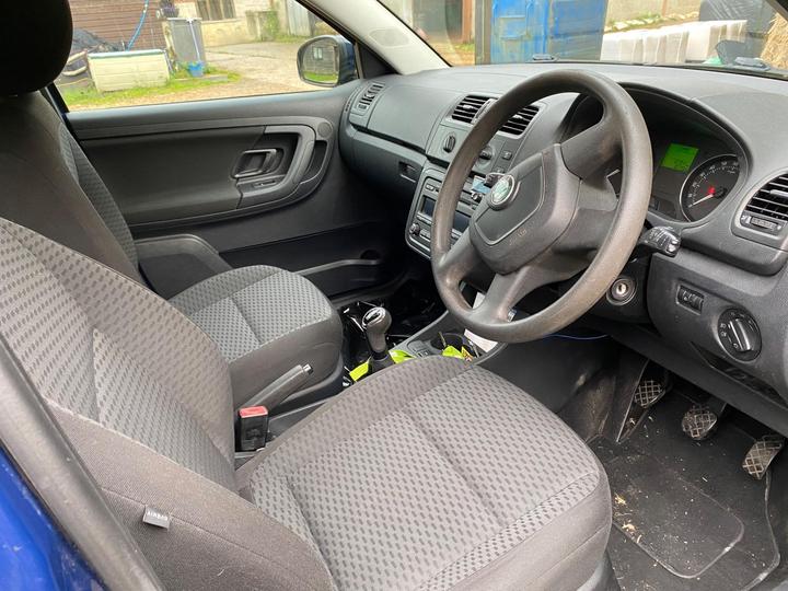 Skoda Fabia - 1.2 TDI GreenLine II Euro 5 (s/s) 5dr - Image 5
