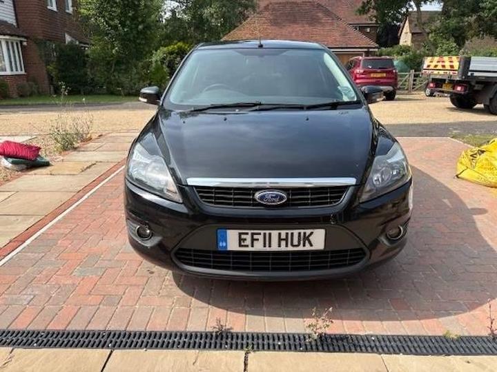 Ford Focus - 1.6 TDCi DPF Zetec 5dr - Image 2