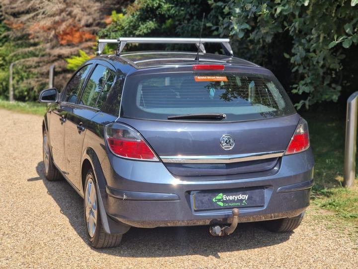 Vauxhall Astra - 1.4i 16v Active 5dr - New in stock and ready to go - Image 42