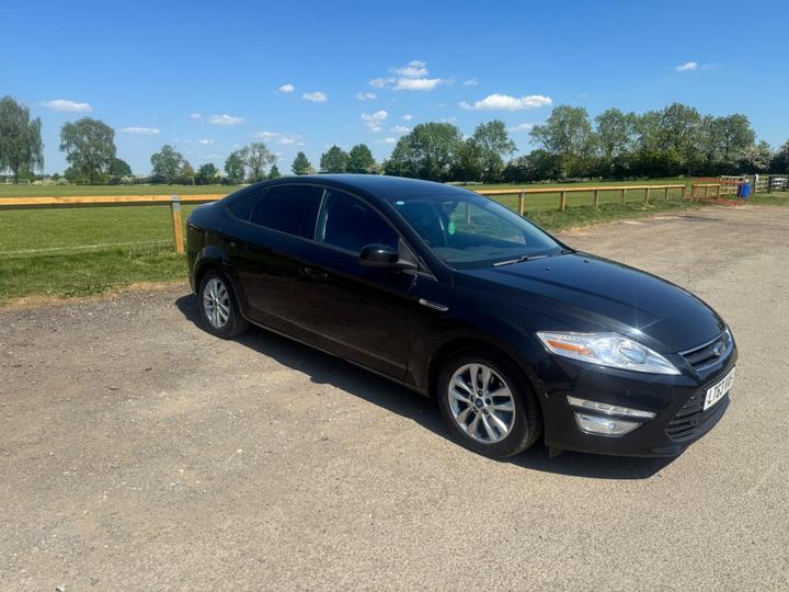 Ford Mondeo - 1.6 TDCi ECOnetic Graphite Euro 5 (s/s) 5dr - Image 2