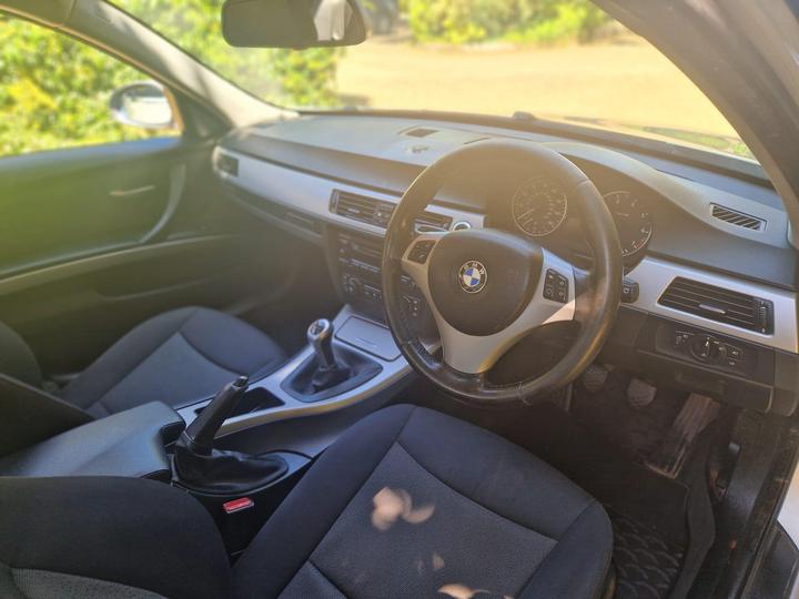 BMW 3 Series - 2.0 318i SE Euro 4 4dr - New in stock and ready to go - Image 41