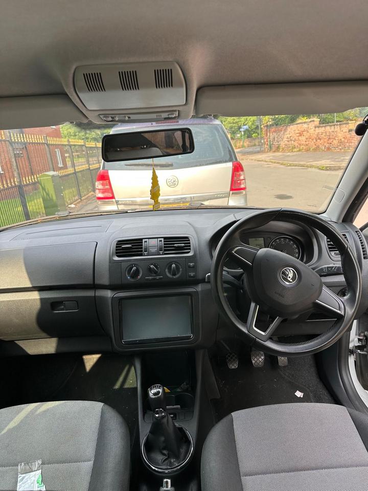 Skoda Fabia - 1.2 Reaction Euro 5 5dr - doesn't start, Open to offers - Image 5