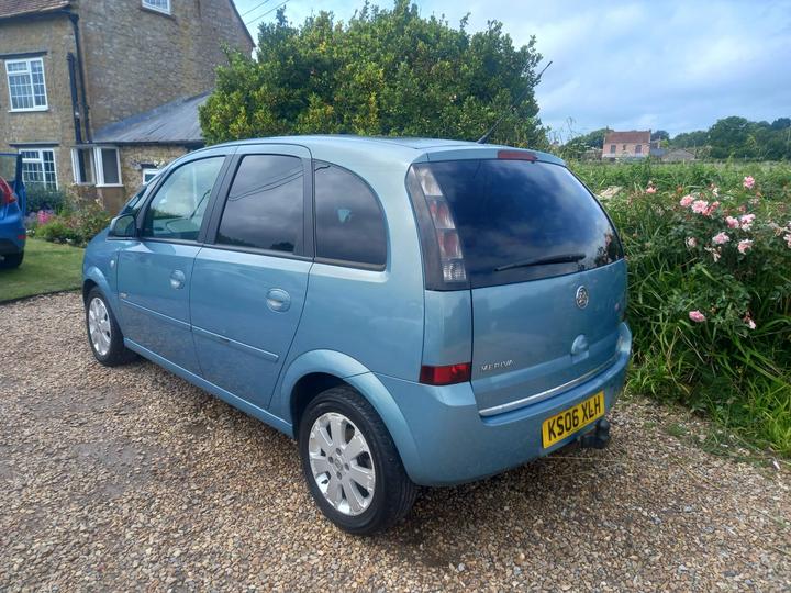Vauxhall Meriva - 1.4i 16v Design 5dr (a/c) - JUNE 2026 MOT, JUST SERVICED - Image 4
