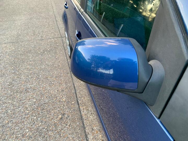 Ford Fiesta - 1.25 Zetec Blue Edition 5dr - Image 8