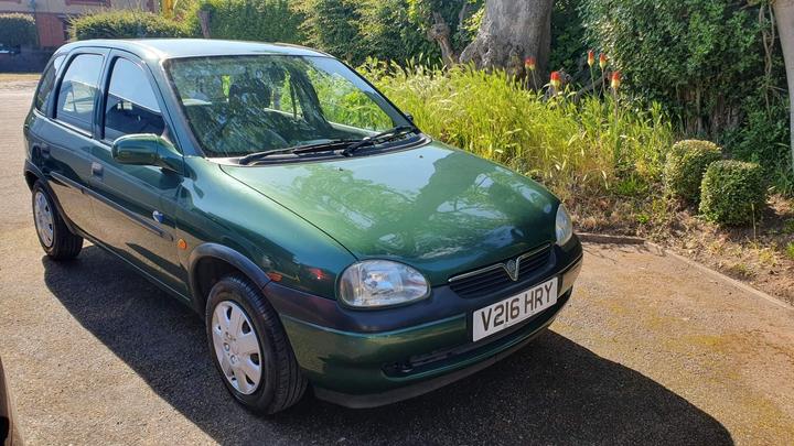 Cheap Vauxhall Corsa - 1.2i 16v Club 5dr - service history low miles for sale in Leicester, Leicestershire