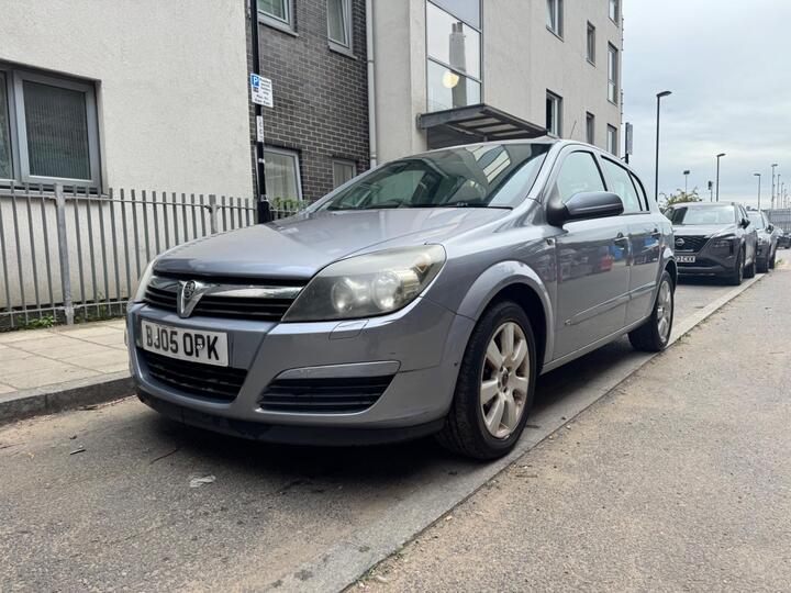 Vauxhall Astra - 1.4i 16v Breeze 5dr - ULEZ|NEW 1 YEAR MOT|2 OWNERS - Image 5