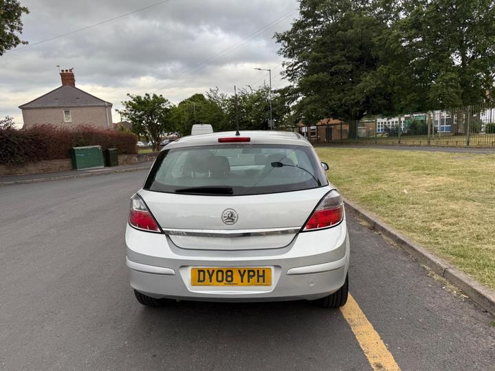 Vauxhall Astra - 1.6i 16v Design 5dr - Full Service History - Image 11