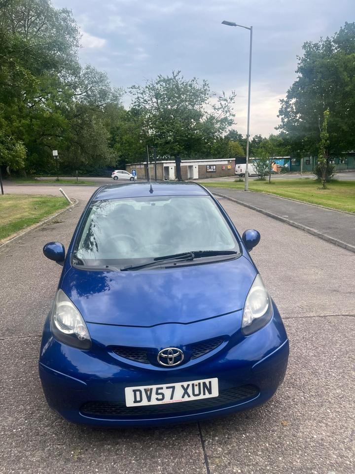 Toyota AYGO - 1.0 VVT-i Blue Euro 4 5dr - comes with 2 keys - Image 6
