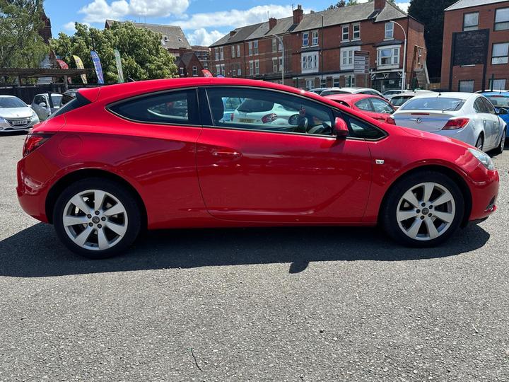 Vauxhall Astra GTC - 1.7 CDTi ecoFLEX 109g Sport Euro 5 (s/s) 3dr - TAKEN IN PART EX - Image 2