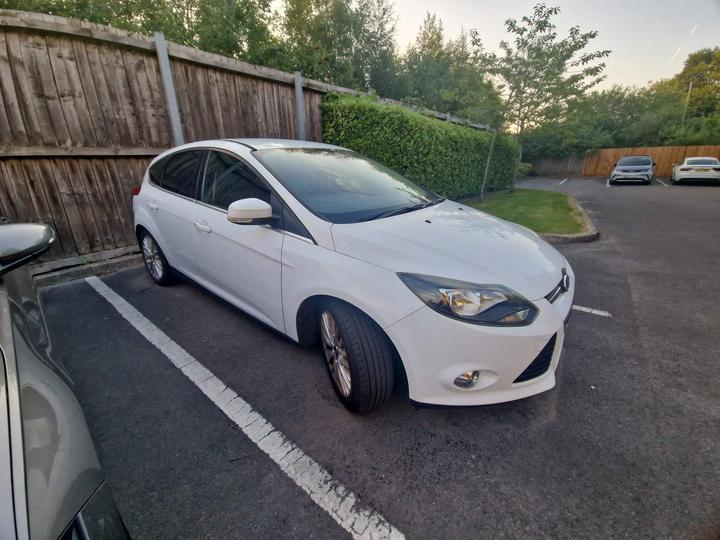 Cheap Ford Focus - 1.0T EcoBoost Zetec Euro 5 (s/s) 5dr for sale in Warrington, Cheshire