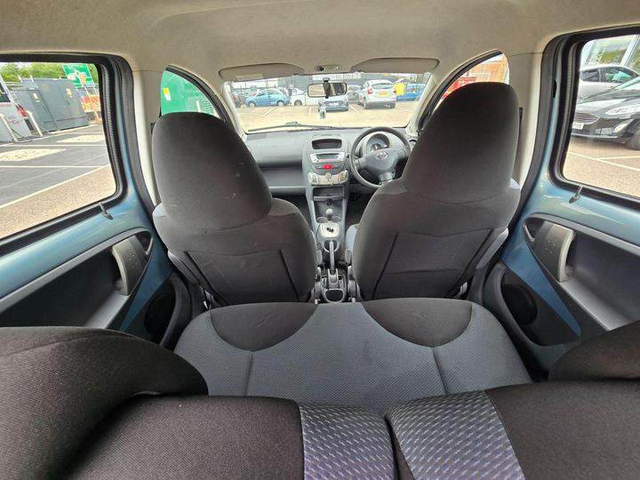 Toyota AYGO - 1.0 VVT-i + MultiMode Euro 4 5dr - 1 YEAR M.O.T/ULEZ COMPLAINT - Image 21