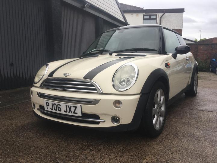 Cheap MINI Hatch - 1.6 Cooper Euro 4 3dr - 12 month mot hpi clear car for sale in St Helens, Merseyside