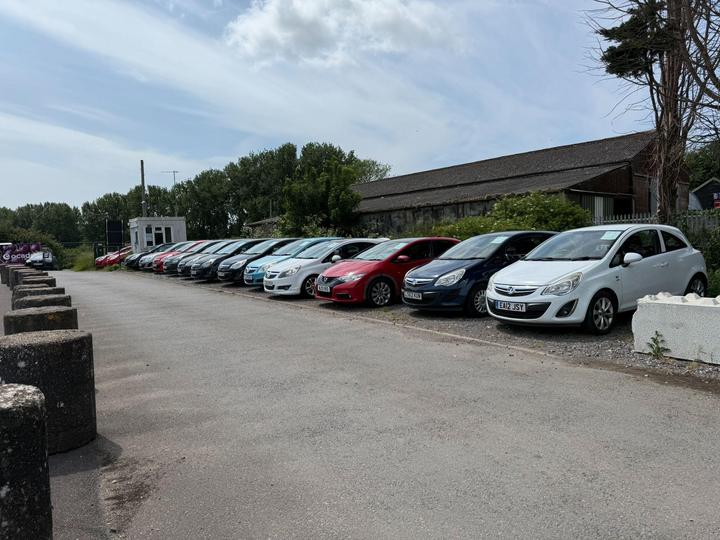 Vauxhall Corsa - 1.2i 16v Design 3dr (a/c) - NEW MOT, CLUTCH & TIMING CHAIN - Image 24