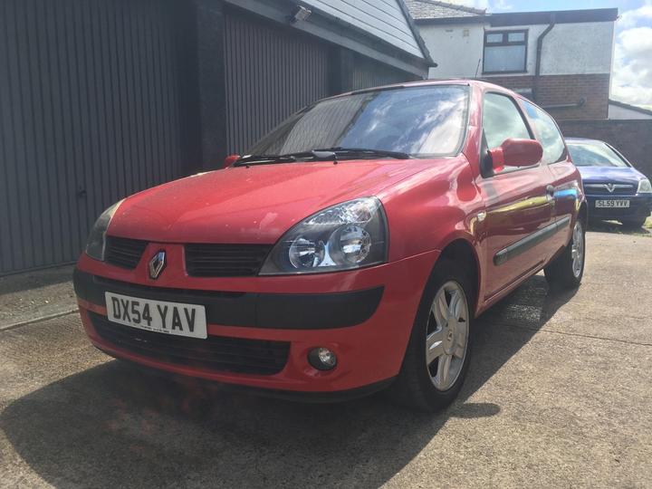 Renault Clio - 1.2 16v Dynamique 3dr - 12 month mot hpi clear car - Image 2