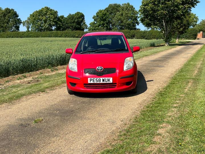 Toyota Yaris - 1.3 VVT-i TR 5dr - Runs and drives great - Image 2