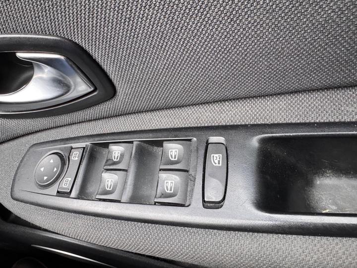 Renault Grand Scenic - 1.5 dCi Dynamique TomTom Euro 5 5dr - 7 SEATS+SERVICE HISTORY - Image 22