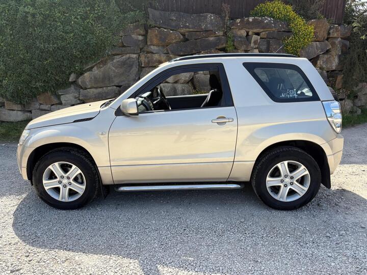 Suzuki Grand Vitara - 1.6 VVT 4WD Euro 4 3dr - SPARES OR REPAIRS - Image 2