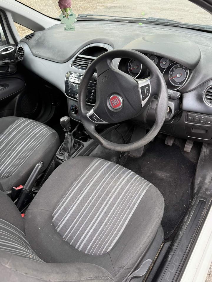 Fiat Punto Evo - 1.2 Active Euro 5 (s/s) 3dr - Image 5