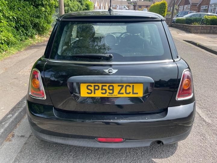 MINI Hatch - 1.4 First Euro 4 3dr - 12 MONTHS MOT - Image 10