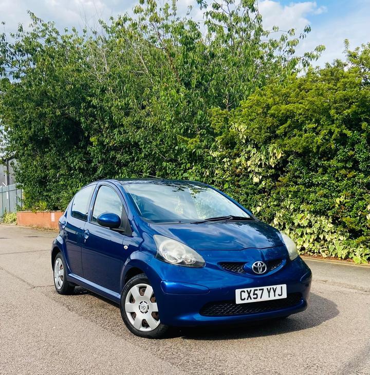 Cheap Toyota AYGO - 1.0 VVT-i Blue Euro 4 5dr - History -2 KEEPERS-12MONTH MOT for sale in Watford, Hertfordshire