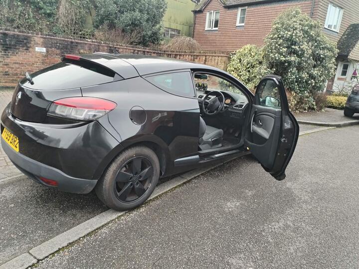 Renault Megane - 1.5 dCi Dynamique Euro 4 3dr - Image 11
