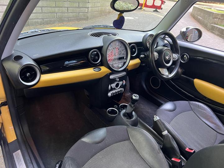 MINI Hatch - 1.6 Cooper Euro 4 3dr - Image 18