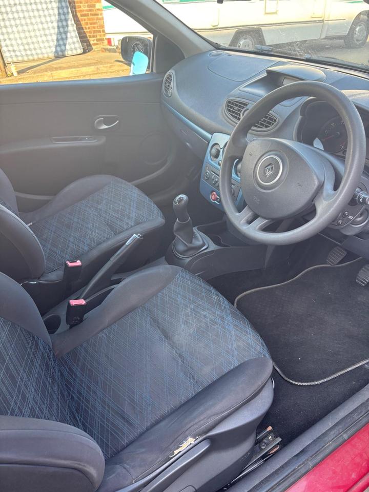 Renault Clio - 1.2 16v Expression 3dr - ready to drive home - Image 9