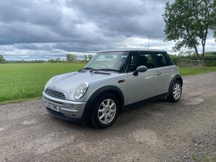 MINI Hatch - 1.6 One CVT Euro 3 3dr - Automatic! - Image 5