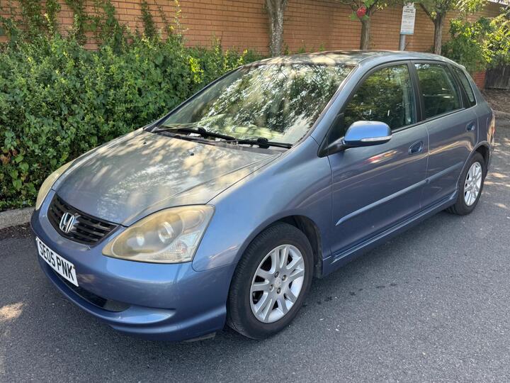 Honda Civic - 1.6 i-VTEC Executive 5dr - GOOD SPEC ULEZ MOT SRV HISTORY - Image 3