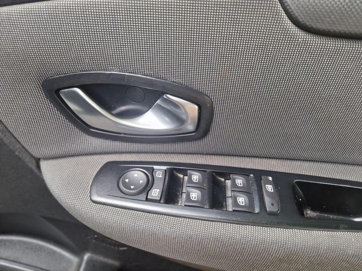 Renault Grand Scenic - 1.5 dCi Expression Euro 5 5dr - New in stock and ready to go - Image 40