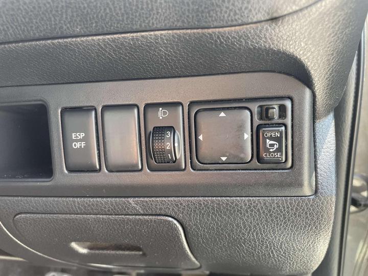 Nissan Note - 1.6 16v SVE 5dr - Image 15