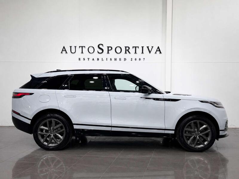 Land Rover Range Rover Velar view 3