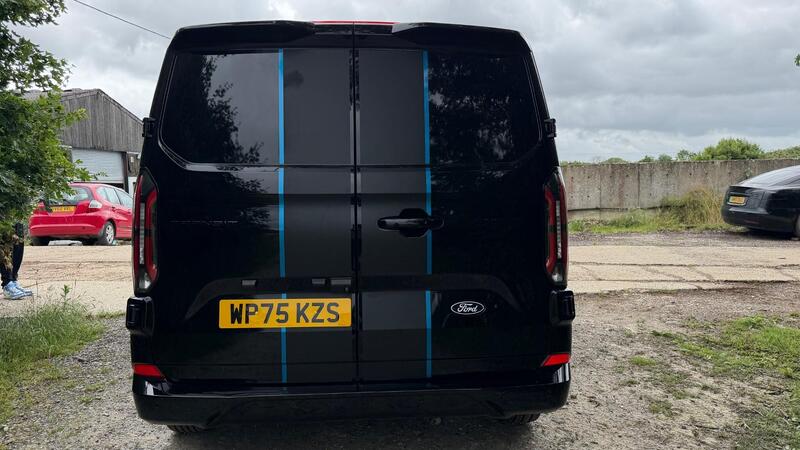 2025 Ford Transit Custom — photo 7