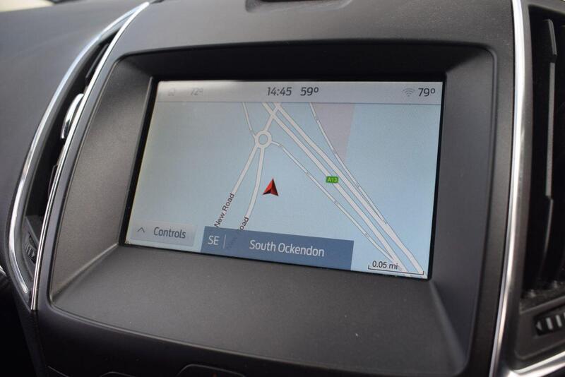 Ford S-Max view 2