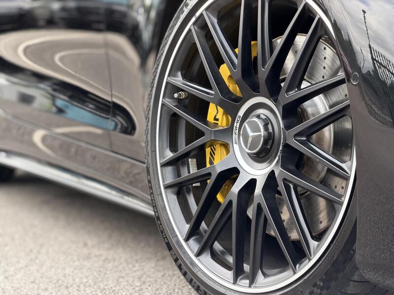 Mercedes-Benz SL view 4