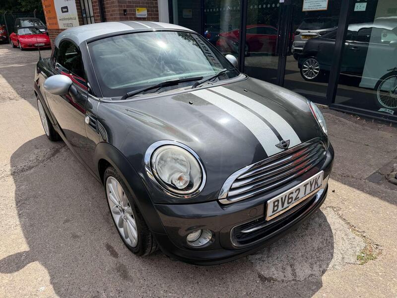 Mini Cooper view 5