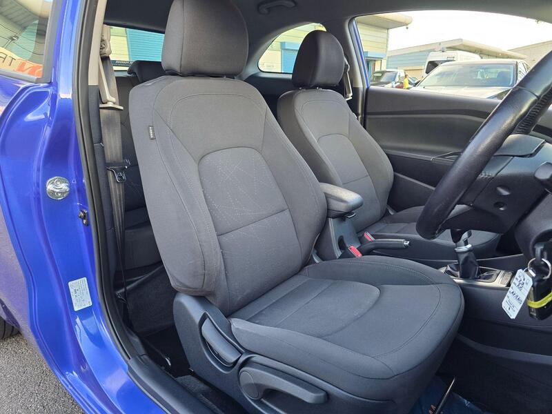 Kia Rio view 5