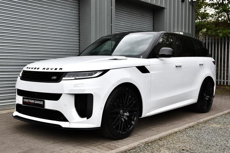 Land Rover Range Rover Sport view 3