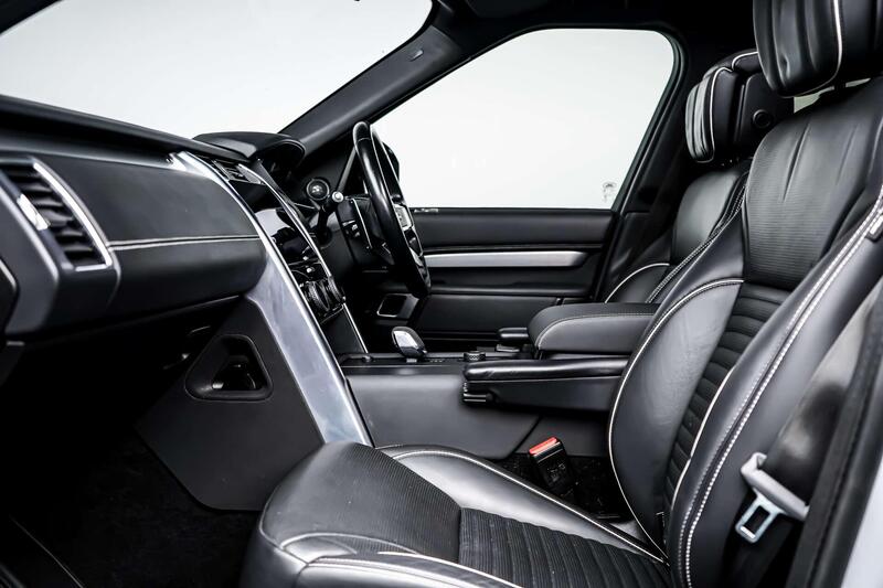 Land Rover Discovery 3 view 7