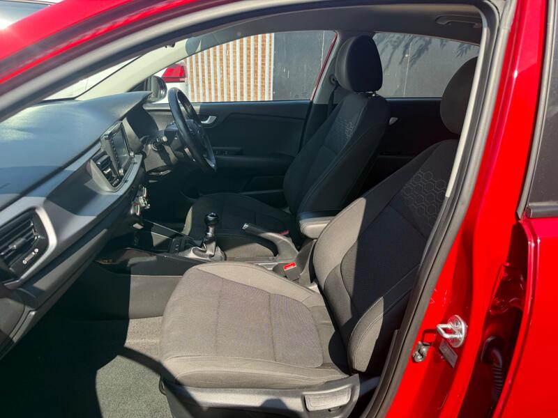 Kia Rio view 7