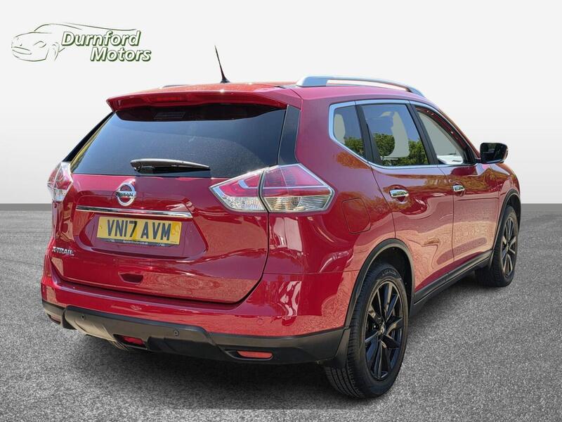 Nissan X-Trail view 4