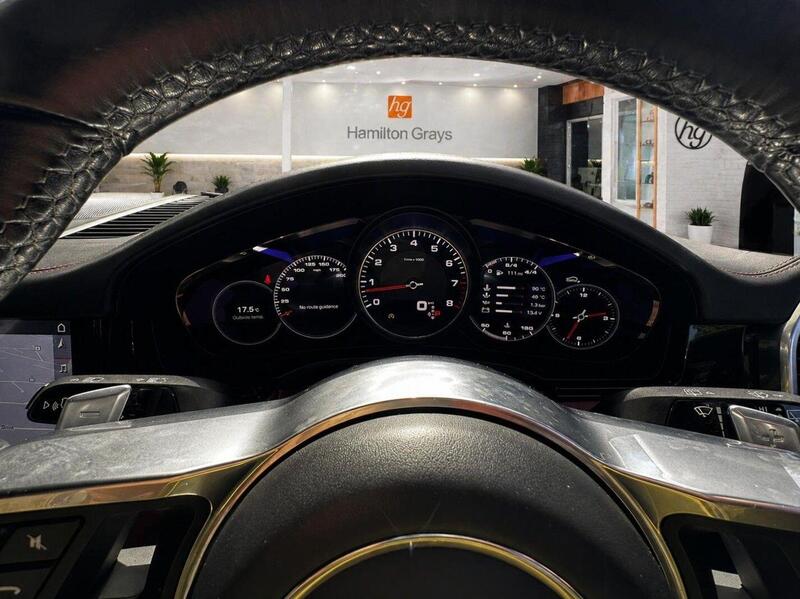 Porsche Cayenne view 3