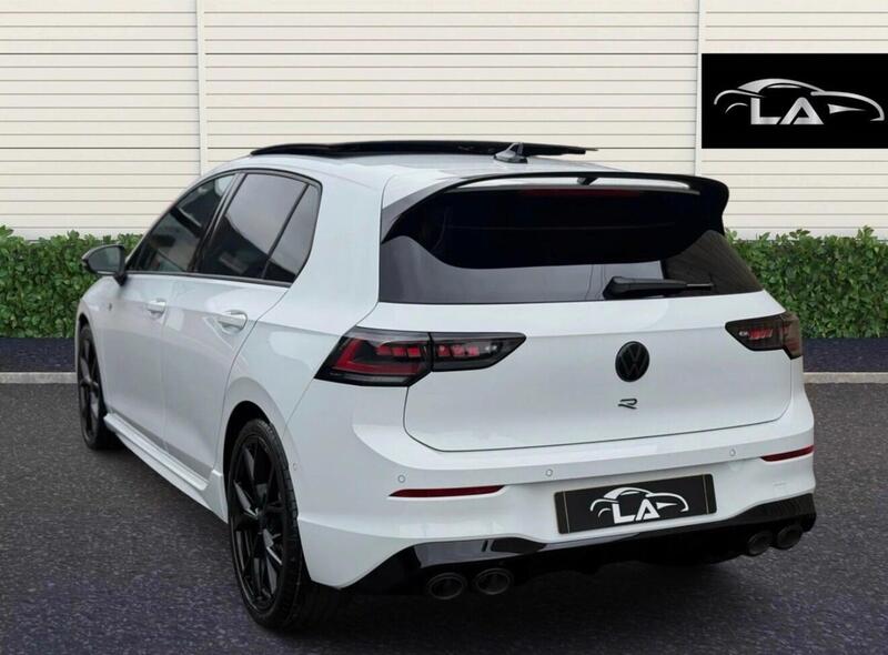 Volkswagen Golf view 6