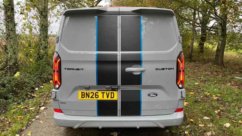 2026 Ford Transit Custom — photo 10