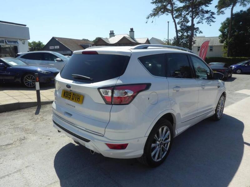 Ford Kuga view 3