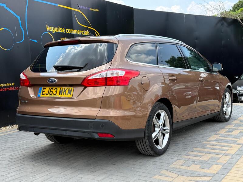 Ford Focus view 5